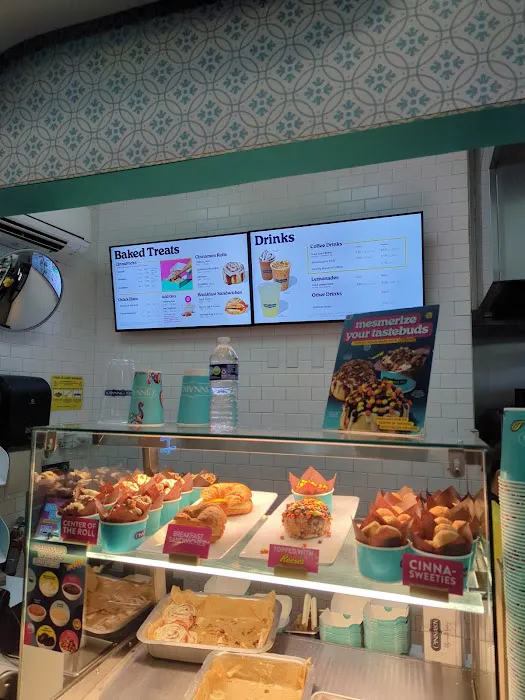 Cinnabon Picture 4