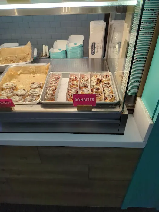 Cinnabon Picture 6