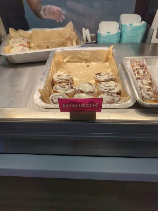 Cinnabon Picture 3