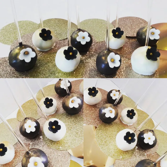 Stacey's Cakes And Creations Picture 4