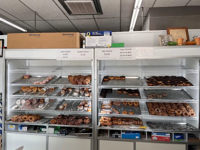 Carlson's Donuts Picture 5