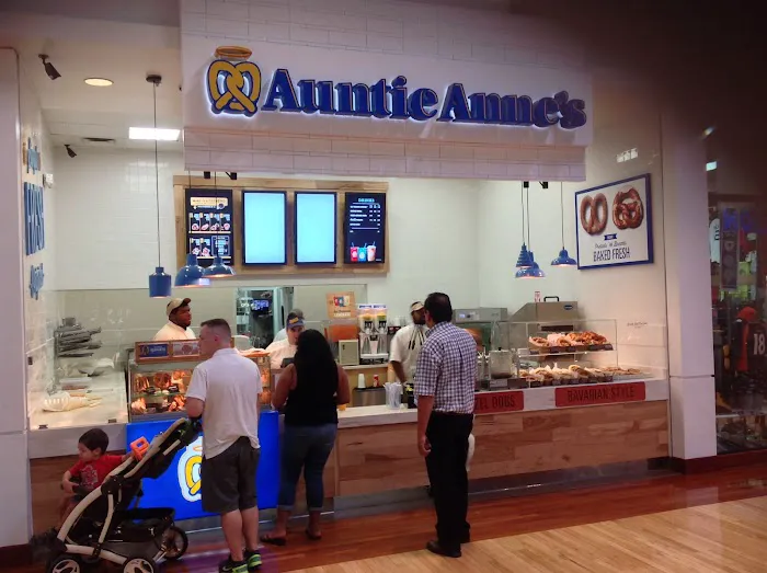 Auntie Anne's Picture 2