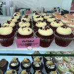 Lil Cakes & Creamery