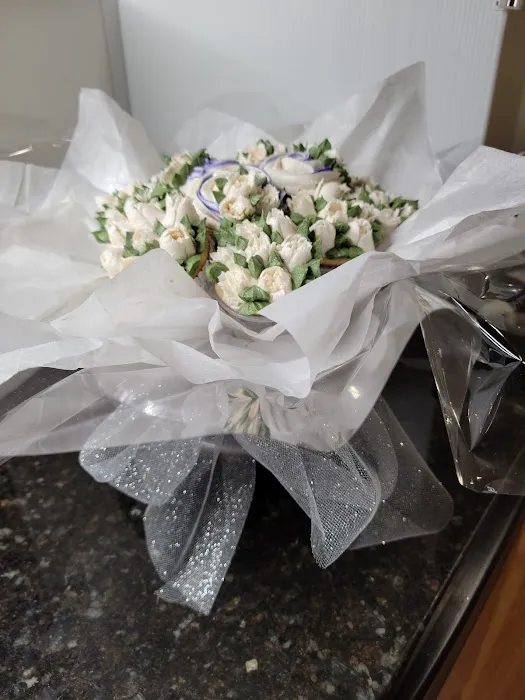 Ellen Moore Cakery Picture 9
