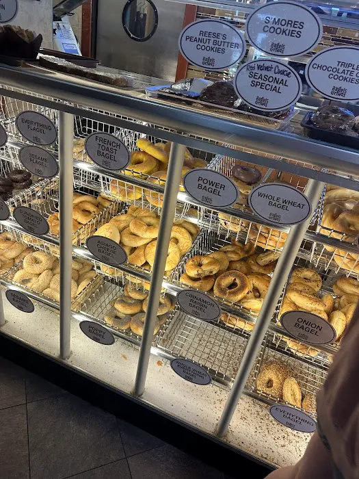 Bagels 'n Grinds Picture 1