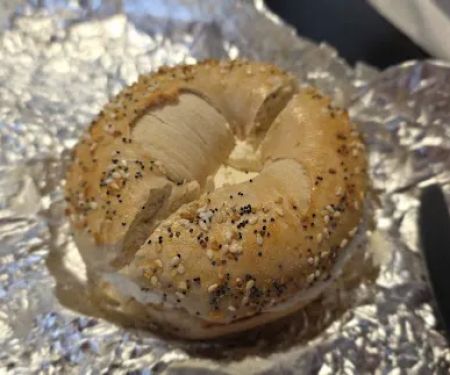 Über Bagels & Deli