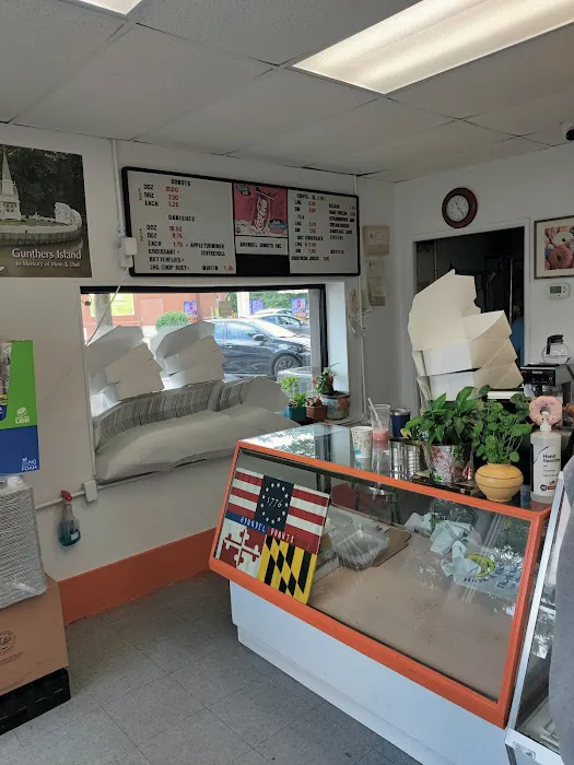 Arundel Donuts Picture 4