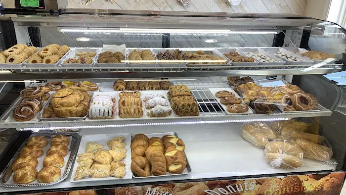 Flowers Bakery Cafe Laurel Picture 9