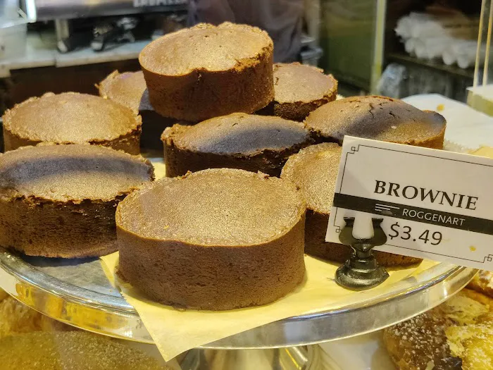 Roggenart European Bakery, Bistro & Cafe Picture 1