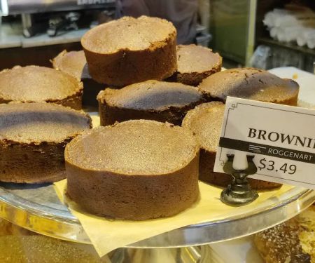 Roggenart European Bakery, Bistro & Cafe