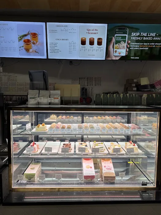 Tous Les Jours Bakery & Cafe Picture 3
