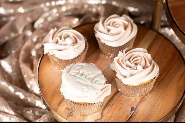 Sugar Lace Treats