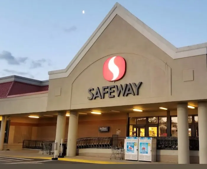 Safeway Bakery Picture 1