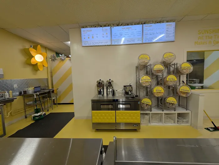 Pop, Scoops & Dough Picture 10
