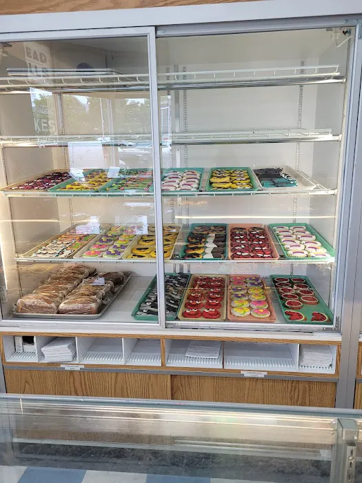 Woodmoor Pastry Shop Picture 5