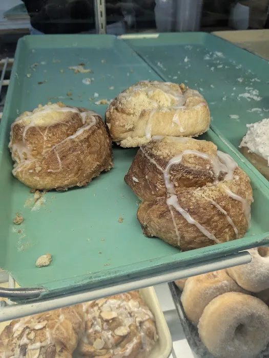 Woodmoor Pastry Shop Picture 3