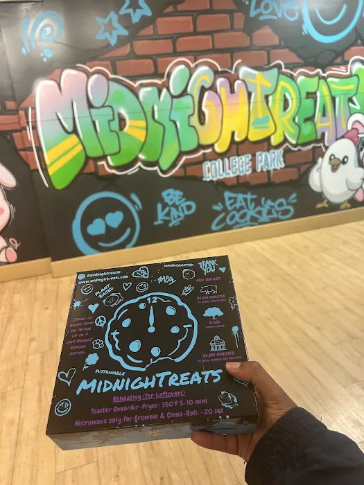 MidnighTreats Picture 8
