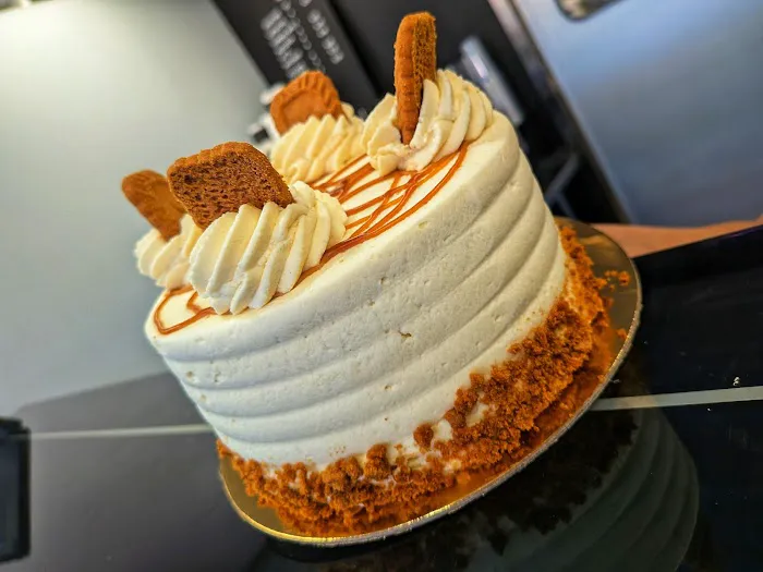 Fancy Cakes & Patisserie by Selam Picture 5