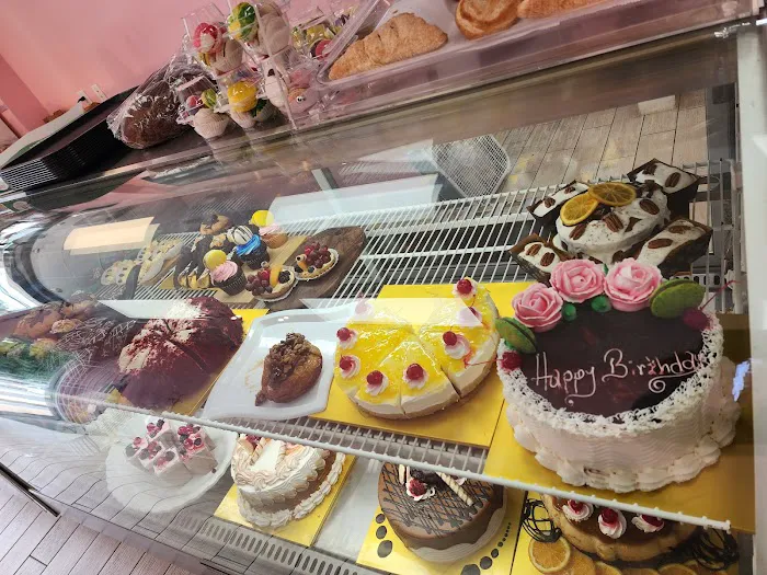 Love & Flour Bakery Panaderia Picture 4