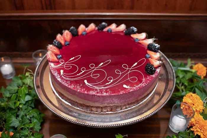 Les Delices Bakery Picture 3