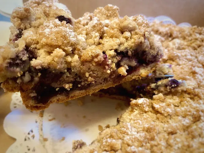 Les Delices Bakery Picture 9
