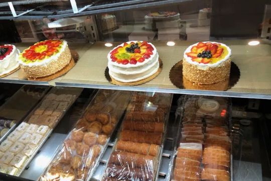 Yasaman Bakery
