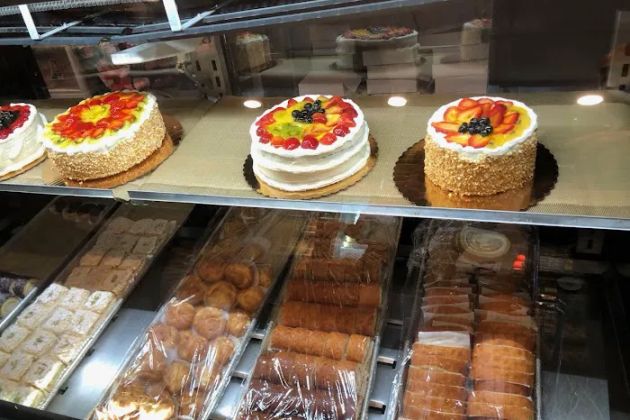 Yasaman Bakery