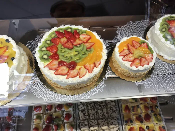 Yasaman Bakery Picture 10