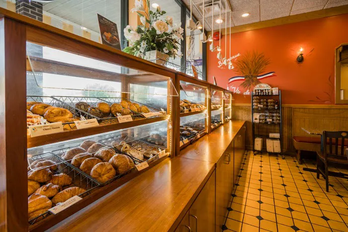 Vie de France Bakery Cafe - White Flint Picture 10