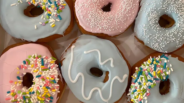 Donut King Picture 6