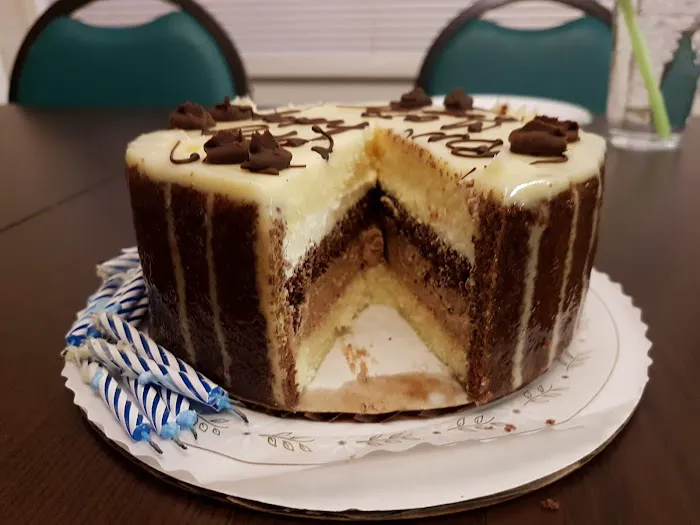 Stella's Bakery Picture 4