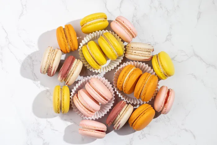 Sweet Almond Macarons Picture 5