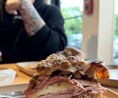 Manifest Bread