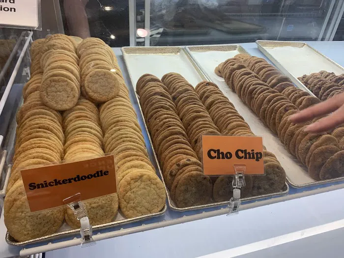 Larry’s Cookies Picture 4