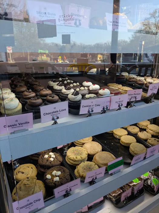 Sticky Fingers Sweets & Eats Picture 2