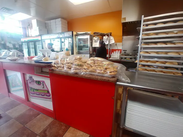 Dulce Vida Bakery Picture 10