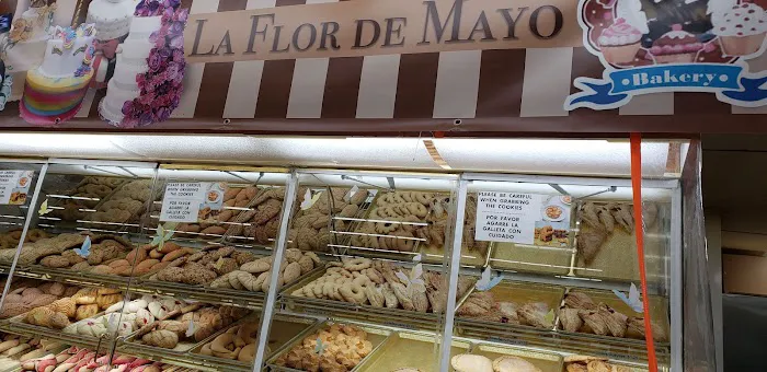 La Flor de Mayo Bakery Picture 7