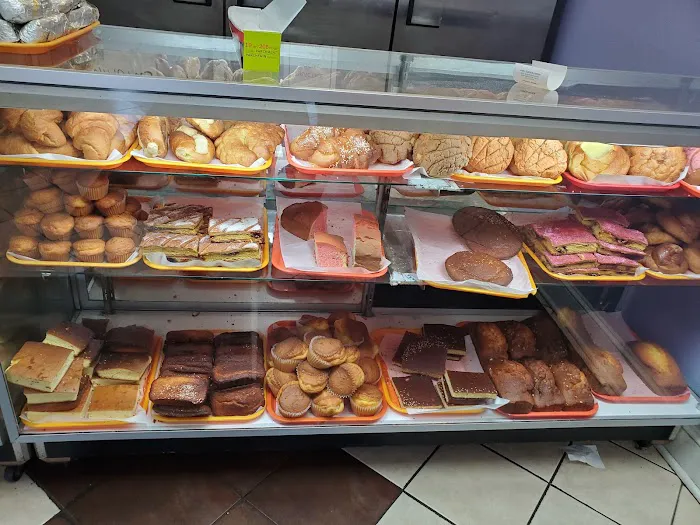 Pan Lourdes Bakery Picture 4