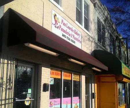 Pan Lourdes Bakery