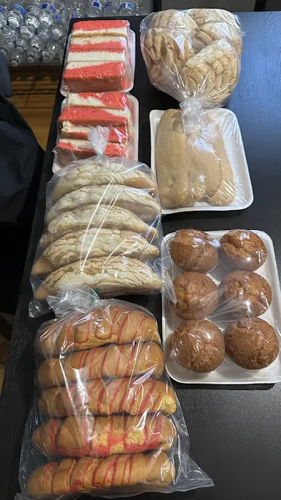 El Latino Bakery Picture 4