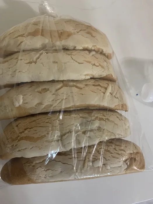 El Latino Bakery Picture 3