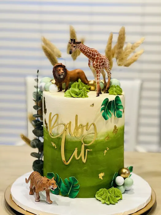 Custom Cake Design Picture 3