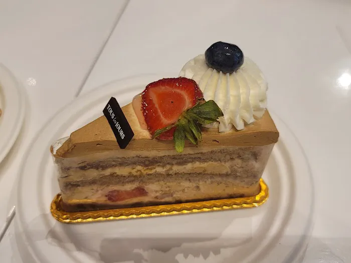 Tous Les Jours Bakery & Cafe Picture 1