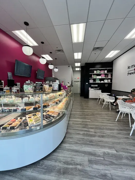 Le Macaron French Pastries & Cafe Rio Picture 3
