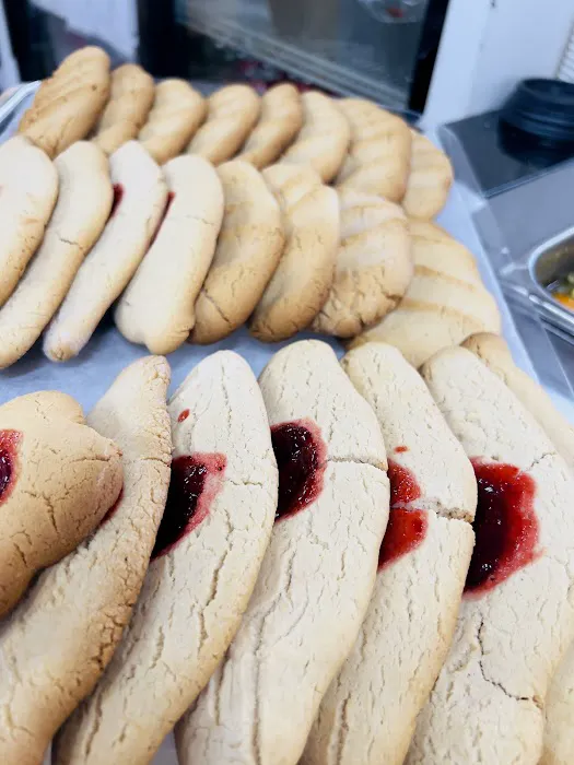 Yessenia’s Bakery Picture 6