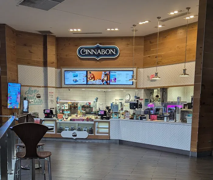 Cinnabon Picture 3