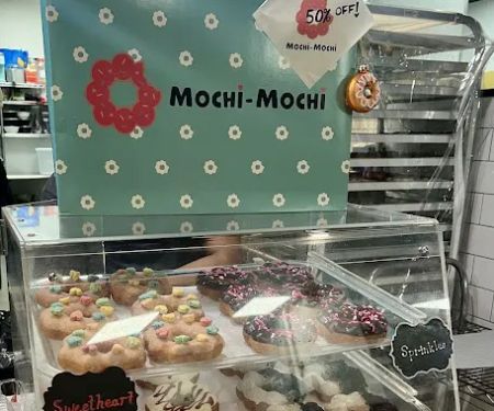 Mochi Mochi | Mochi Donut Bakery
