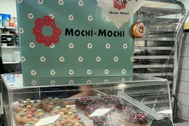 Mochi Mochi | Mochi Donut Bakery