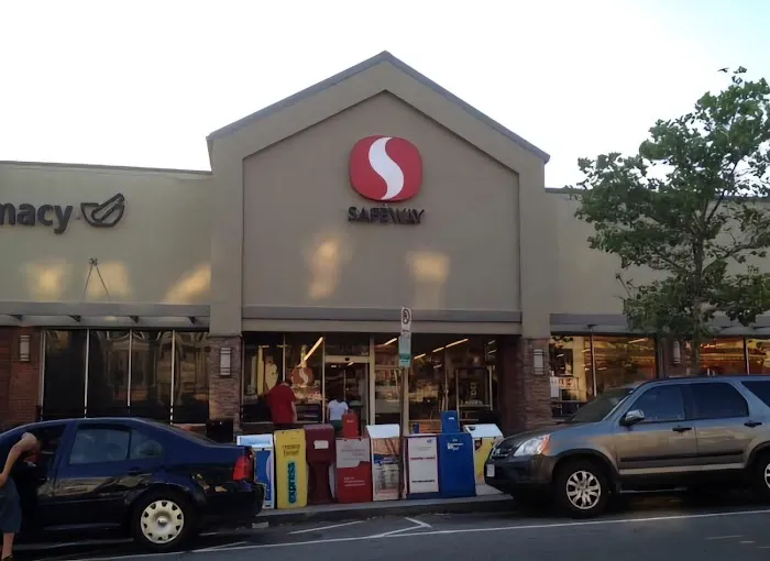 Safeway Bakery Picture 1