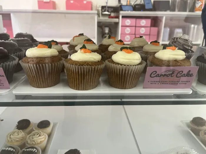 Lil’ Cakes & Creamery Picture 9